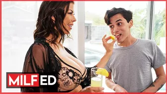 Milfed - Naughty Bombshell Alexis Fawx Teases The Pool Guy To Fuck Her When Her Husband Is Away