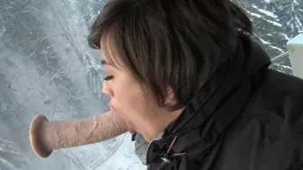 Brunette Masturbate in Ski Lift brunette touches herself while skiing