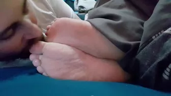 RomanticTingles Having Her Feet Worshipped In Bed