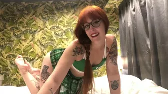 ASMR in Portuguese-Sexy college girl Mel Fire teacher roleplay