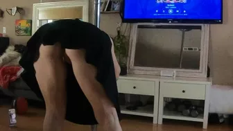 A Private Pole Dance For a Fan (I pole dance until you're hard)