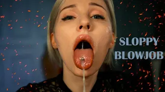 Stepsister gives Sloppy Blowjob and takes Messy Facial