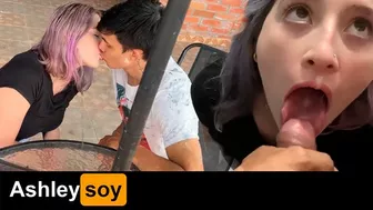 LE ENSEÑO A BESAR A MI HERMANASTRO PERO SE ME SALE DE LAS MANOS