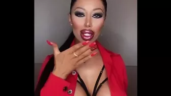 Hot babe Lara Frost in red