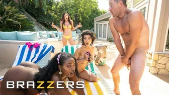Brazzers - Naughty Babes Brooklyn Gray & Elsie Are Ready To Devour Van's Big Dick By The Pool