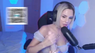 JOI ASMR in italiano - rilassati con la mia voce sensuale