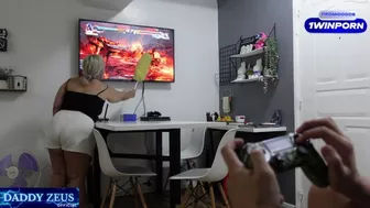 DADDY Z - Pinay Yaya Nagpakantot Sa Kanyang Amo Habang Wala Ang Misis "Don't Tell My Wife"