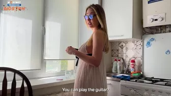 -Who said that stepmom doesn’t fuck! Yes Yes Yes! FUCK ME!!! -The courier fucks his friend’s MOM!