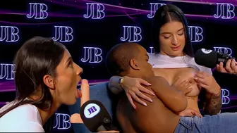 Salome Gil fulfills her fantasies of having her vagina drilled by a sexy dwarf Juan Bustos Podcast