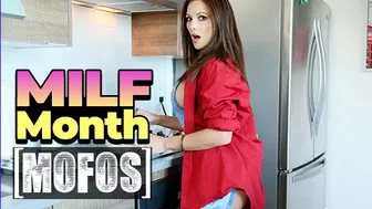 MOFOS - Hottie Mandy Flores Moans With Pleasure As David Flores Fingers Her Asshole