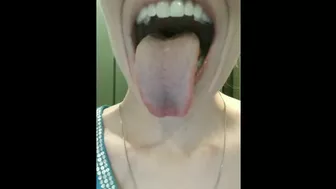 Tongue and Throat Exam (with and without flashlight)