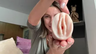 How to LICK PUSSY - with Sex Coach Roxy Fox