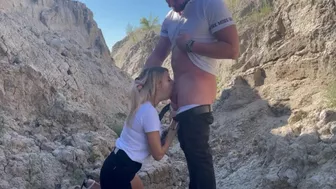 gave his cock in the mouth of a beautiful blonde outdoors in a canyon