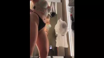 Crazy show in locker room with hot girl amateur