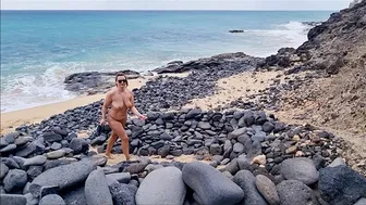 Fucked by a stranger at a nudist beach