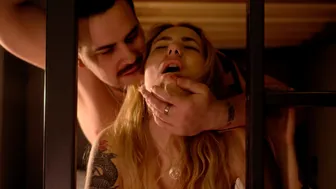 Caught my pretty college roommate masturbating - I'll better join!