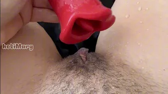 FPOV CRAZY PUSSY LICKING TOY EAT MY PUSSY TO SQUIRT