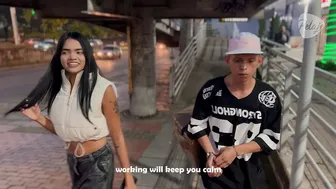 Empanadas Sales Boy from zero sales to hot fuck with his client who had no money christmas eve, he cumshots a lot in her mouth (PART 1)