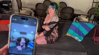 Casting Curvy: Photos Turns To Sex With Mom’s Friend The MILF Next Door