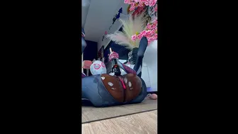 Spider girl flooded her room with Squirt before saving the day