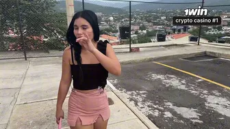 I WANT TO HANG A STRANGER! A cute girl looks for an excuse to hook up with a stranger.