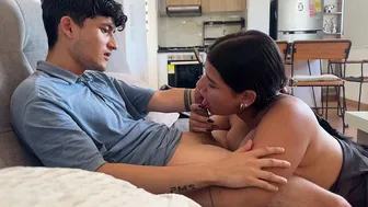 Young man from the casting is surprised to see how I fuck from ricom accepts me at once and asks me to continue fucking more often.