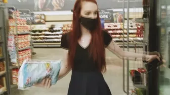 Tommy Chong Uses Toy On Petite Redhead While She's On Her Period